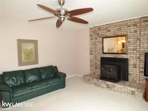 15285 Spruce, Macomb, MI 48044 photo 14
