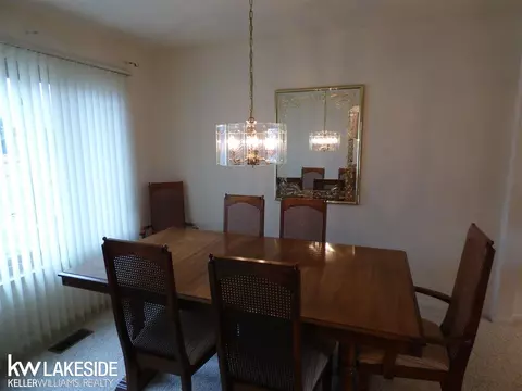 15285 Spruce, Macomb, MI 48044 photo 6