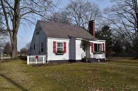 203 Brown, Tecumseh, MI 49286 photo 1