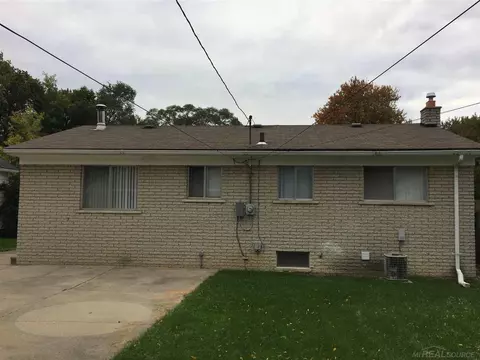 22142 Hayes, Eastpointe, MI 48021 photo 5