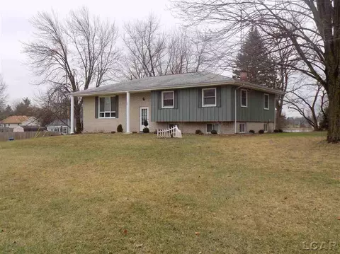 39 Ridgemont, Adrian, MI 49221 photo 3