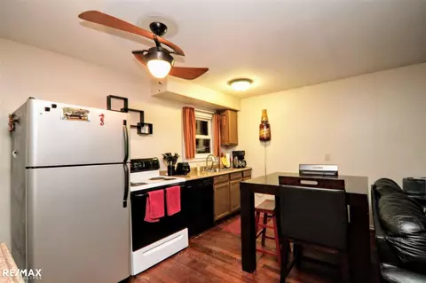 56 E Garfield, Hazel Park, MI 48030 photo 7
