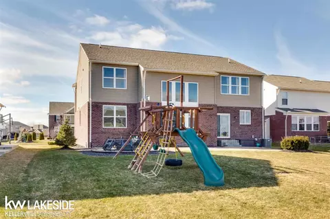 49614 Bloomsbury, Macomb, MI 48044 photo 33