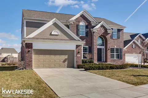 49614 Bloomsbury, Macomb, MI 48044 photo 3