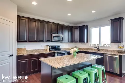 49614 Bloomsbury, Macomb, MI 48044 photo 13