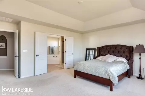 49614 Bloomsbury, Macomb, MI 48044 photo 22