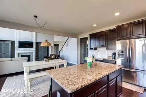 49614 Bloomsbury, Macomb, MI 48044 photo 15