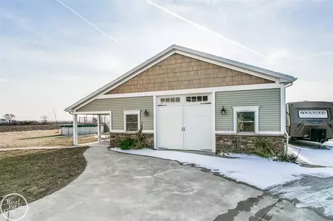 5831 Pheasant, Jeddo, MI 48032 photo 2