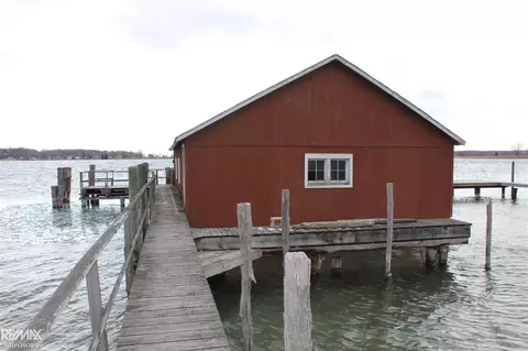 5237 Pointe Tremble, Algonac, MI 48001 photo 29
