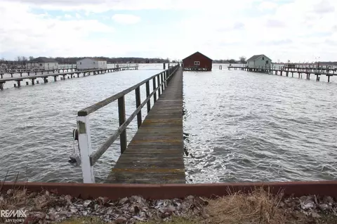5237 Pointe Tremble, Algonac, MI 48001 photo 33