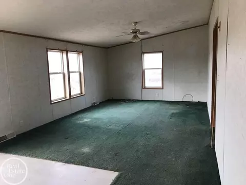 9795 Lambs, Wales, MI 48027 photo 6