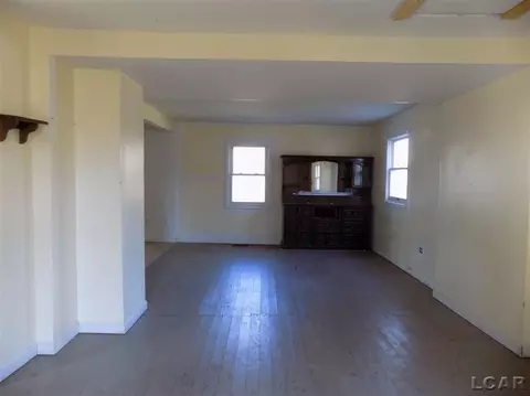 839 Ormsby, Adrian, MI 49221 photo 4