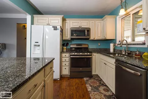 17508 Moors, Fraser, MI 48026 photo 7