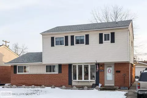 17508 Moors, Fraser, MI 48026 photo 1