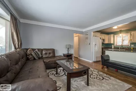 17508 Moors, Fraser, MI 48026 photo 2