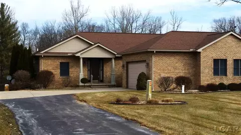 4250 Evergreen, Adrian, MI 49221 photo 2