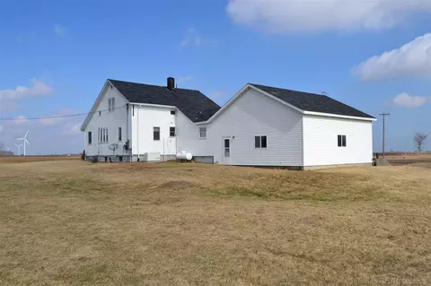 3180 Mills, Deckerville, MI 48427 photo 4