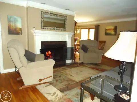 36075 Farmbrook, Clinton Township, MI 48035 photo 5