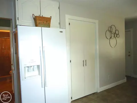 36075 Farmbrook, Clinton Township, MI 48035 photo 21