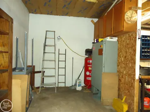 36075 Farmbrook, Clinton Township, MI 48035 photo 48