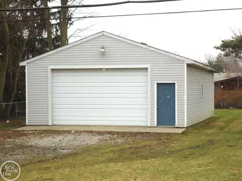 36075 Farmbrook, Clinton Township, MI 48035 photo 41