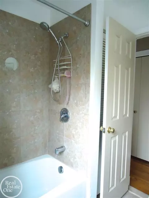 36075 Farmbrook, Clinton Township, MI 48035 photo 27