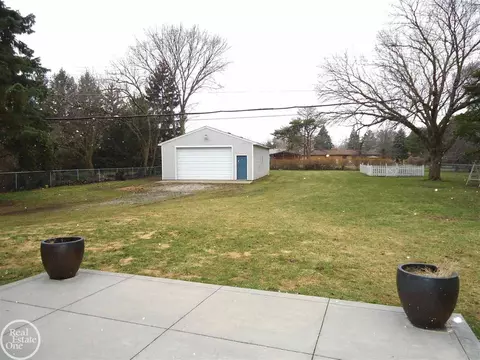 36075 Farmbrook, Clinton Township, MI 48035 photo 40