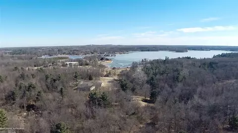 2548 Curtis, Leonard, MI 48367 photo 34