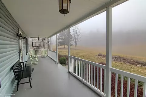 2548 Curtis, Leonard, MI 48367 photo 3