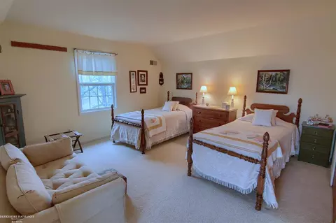 2548 Curtis, Leonard, MI 48367 photo 20