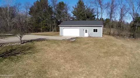 2548 Curtis, Leonard, MI 48367 photo 32