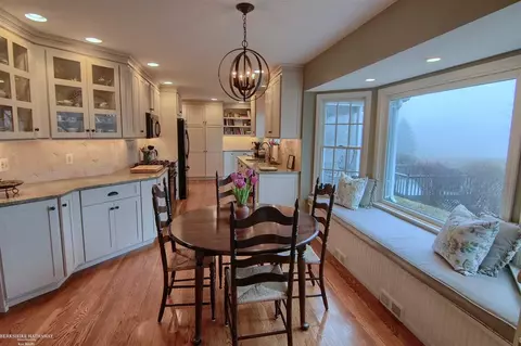 2548 Curtis, Leonard, MI 48367 photo 12