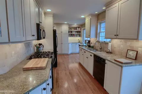 2548 Curtis, Leonard, MI 48367 photo 11