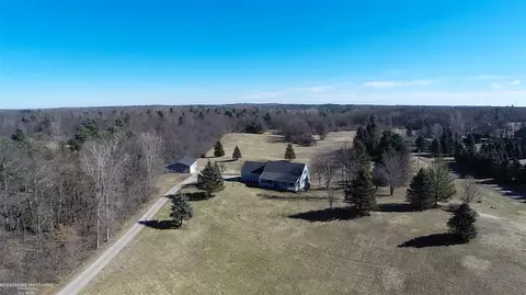 2548 Curtis, Leonard, MI 48367 photo 35