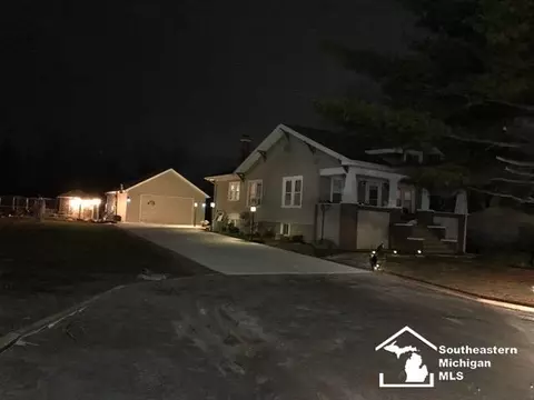27418 Brown, Flat Rock, MI 48134 photo 17