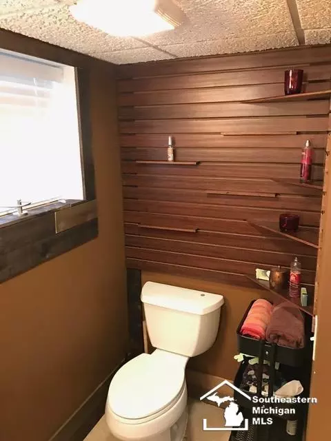 27418 Brown, Flat Rock, MI 48134 photo 13