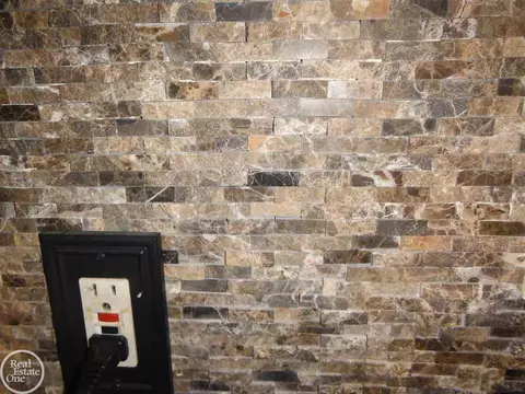 47057 Susan, Macomb, MI 48044 photo 20