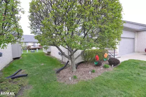 46315 Imperial, Macomb, MI 48044 photo 28