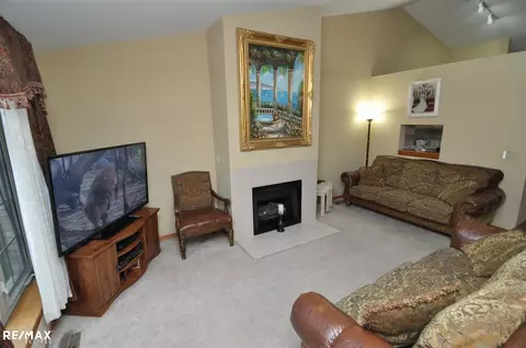 46315 Imperial, Macomb, MI 48044 photo 7