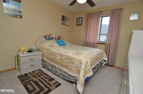46315 Imperial, Macomb, MI 48044 photo 17