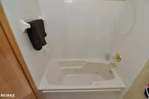 46315 Imperial, Macomb, MI 48044 photo 16