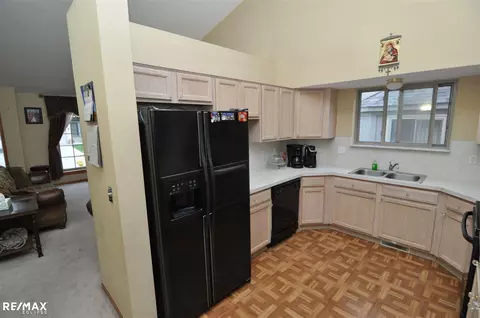 46315 Imperial, Macomb, MI 48044 photo 10