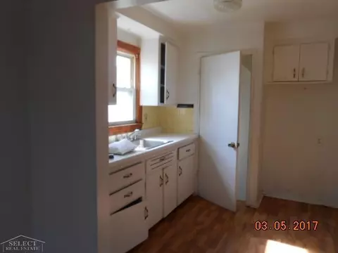 24251 Shakespeare, Eastpointe, MI 48021 photo 5