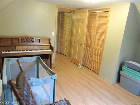 722 Waterloo, Saint Clair, MI 48079 photo 27