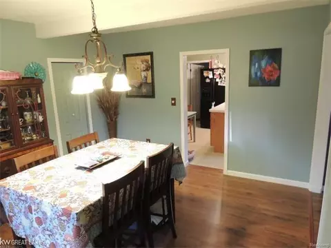 722 Waterloo, Saint Clair, MI 48079 photo 12