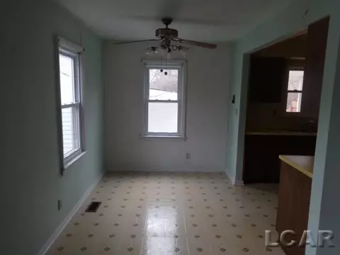802 S Occidental, Tecumseh, MI 49286 photo 5