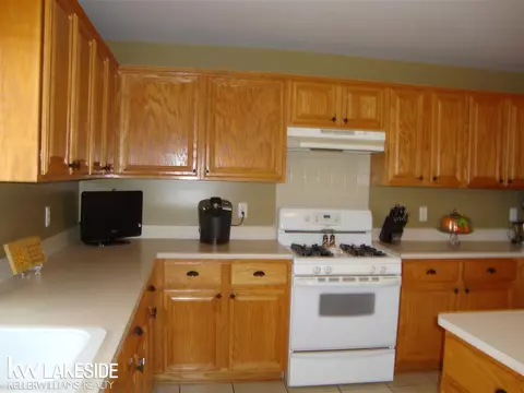 50828 Shenandoah, Macomb, MI 48044 photo 22
