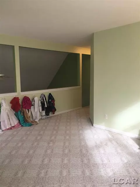 3239 E Northmor, Adrian, MI 49221 photo 22