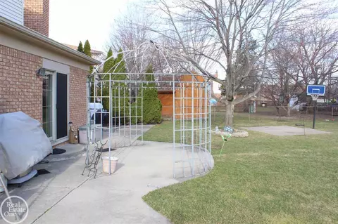 45962 Meadow, Macomb, MI 48044 photo 17