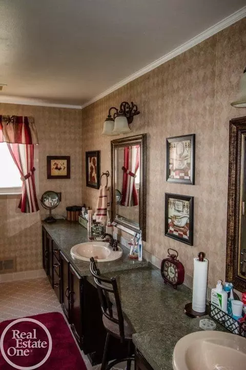 45962 Meadow, Macomb, MI 48044 photo 11